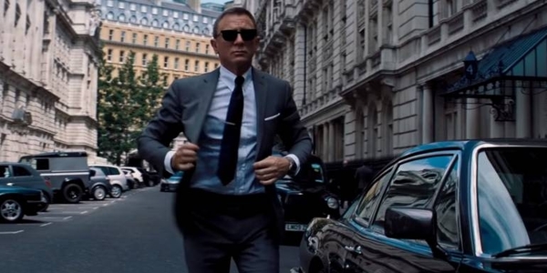 HOY / James Bond atrasa el estreno de "No Time To Die" hasta abril de 2021
