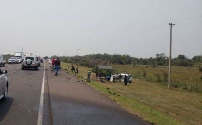 Senador Bacchetta solo sufrió contusiones tras accidente en que murieron cuatro