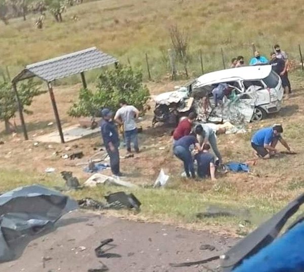 Crónica / Terrorífico accidente fatal: cuatro ñandereja