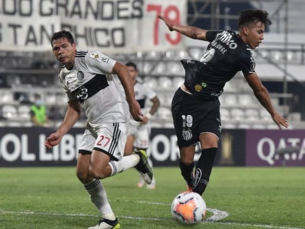 Olimpia vuelve a caer y queda al borde del abismo