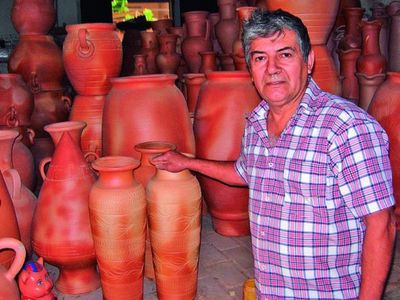 Artesanos de Areguá y sus obras cobran visibilidad en las redes