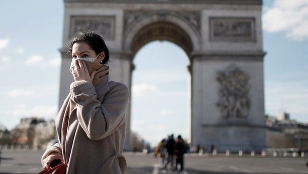 París evalúa alerta máxima sanitaria desde este lunes