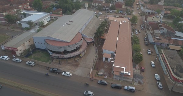 La Nación / Pabellones de contingencia de Ciudad del Este están muy avanzados