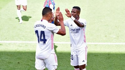 Real Madrid derrota al Levante y se coloca como líder