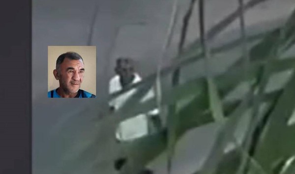 Prendió fuego y fue descubierto por cámaras de seguridad