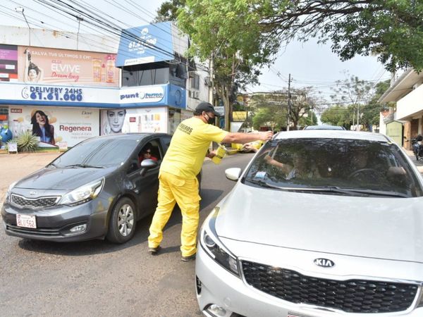 Bomberos voluntarios celebran su aniversario 42 con gran colecta anual