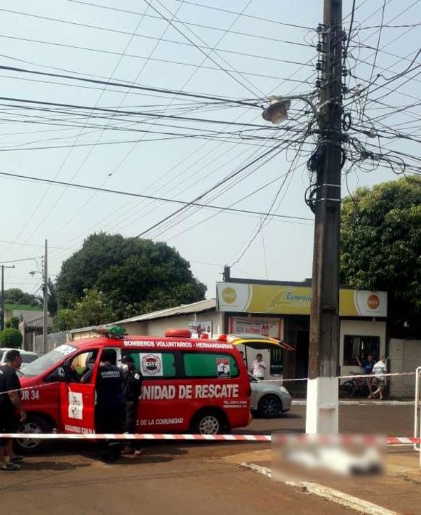 Electricista muere tras recibir descarga y caer de una columna - ABC en el Este - ABC Color