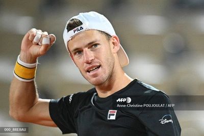 Schwartzman vence a Sonego y regresa a cuartos - Tenis - ABC Color