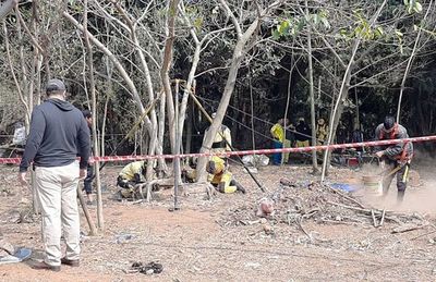 Limpian pozo abandonado en busca de restos de Dahiana en J. A. Saldívar - Nacionales - ABC Color