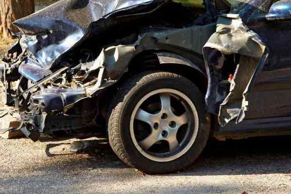 Joven muere arrollada en parada de bus en Fernando de la Mora · Radio Monumental 1080 AM