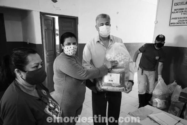 Desde el lunes 5 la Municipalidad de Pedro Juan Caballero inició la entrega de kits de alimentos en instituciones de enseñanza