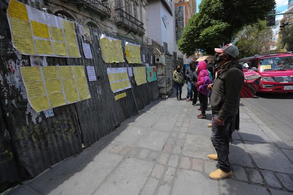 Trabajar de «lo que sea», una realidad social ante las elecciones en Bolivia - MarketData
