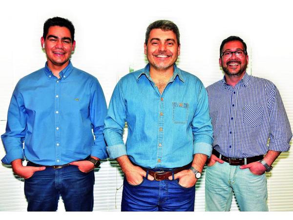 Con irreverencia e información llega hoy Leyendas urbanas a la 106.9 FM