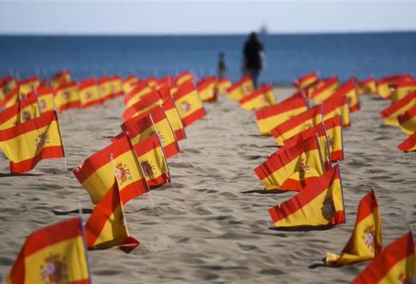 Después de Madrid, España confina parcialmente otras dos ciudades