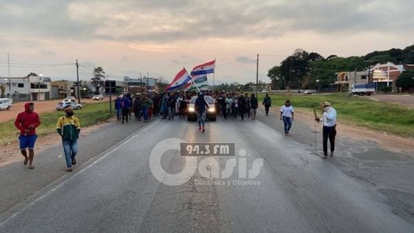 Indígenas se movilizan en Asunción pidiendo atención del Gobierno