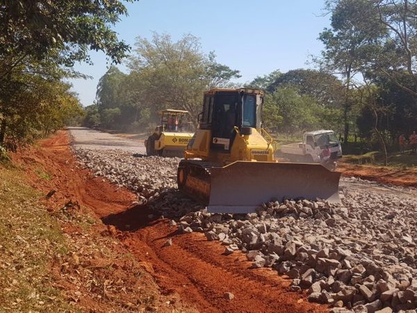 Resaltan obras que ayudarán enormemente para extensión urbana de Itapé