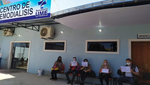 ASEGURADOS DE IPS CON ENFERMEDADES RENALES SE MOVILIZAN PARA EXIGIR MEDICAMENTOS