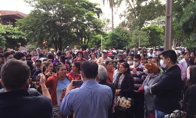 Esteños se movilizan, exigen alimentos
