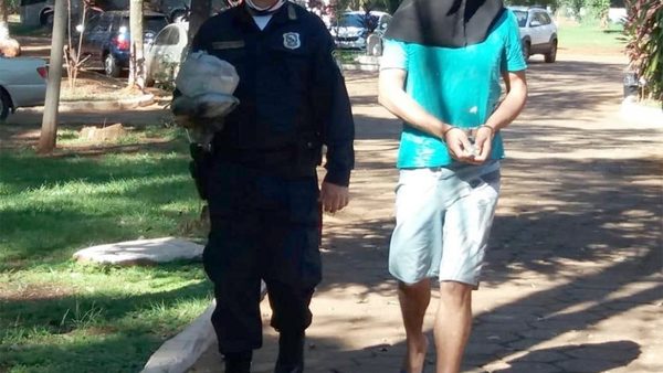 JOVEN MOLESTOSO ATACÓ A SU VECINO POR RECLAMARLE