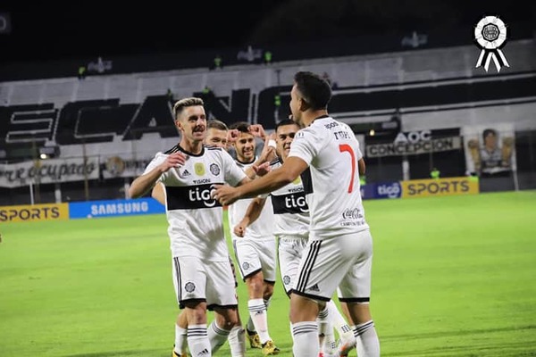 EN RITMO FESTIVO POR ANIVERSARIO 118 OLIMPIA SE PASEÓ ANTE SOL DE AMÉRICA