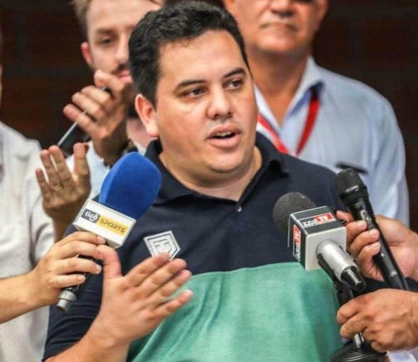 EN PARANAENSE ARREGLAN LA CASA Y SE ASOMA GONZÁLEZ PARA SU SEGUNDO PERIODO AL FRENTE