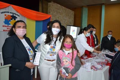 Entregan kits de higiene bucal a niños de San Miguel - Nacionales - ABC Color