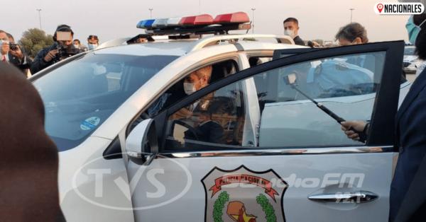 Mario Abdo verificó nuevas patrulleras adquiridas por la Policía Nacional