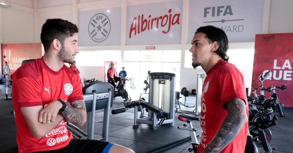 Llegan las últimas incorporaciones de la Albirroja que se alista para el debut