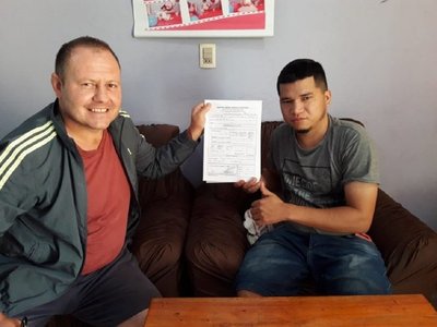 Vicente Jaka Saenger se afilió al PLRA