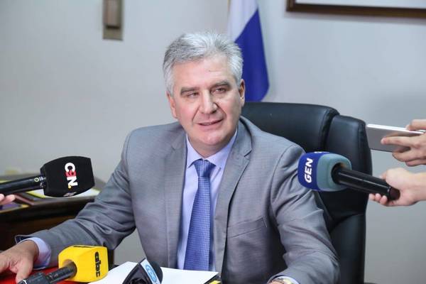 Senador Bacchetta está en terapia y a disposición de la Fiscalía, dice su hermano - ADN Paraguayo