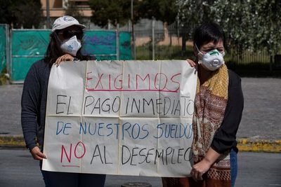 Declaran el «mes de la resistencia» en Ecuador por recortes en la educación - MarketData