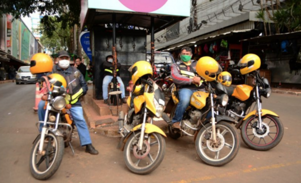 HOY / Mototaxistas amenazan con movilización si no abren fronteras