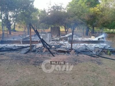 Denuncian que hombre incineró la vivienda de su suegra en Yby Yaú
