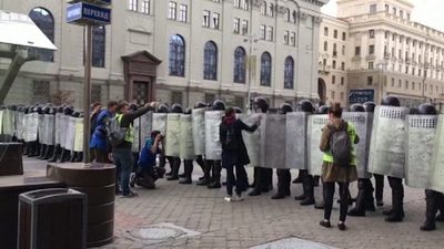 Masivas protestas en contra de la reelección del presidente de Bielorrusia