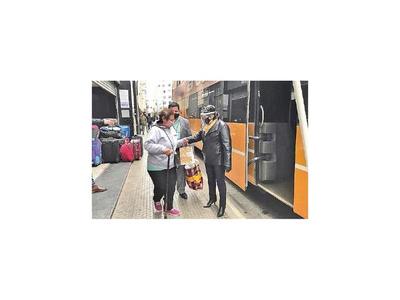 517 personas más vuelven de Argentina, según último reporte