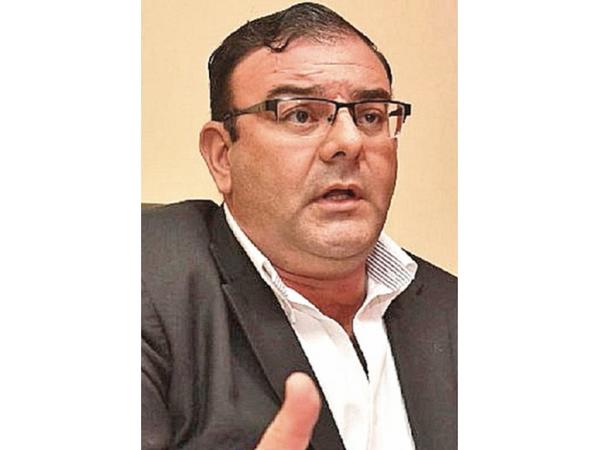 Diputado Rivas con preliminar en el caso de los caseros