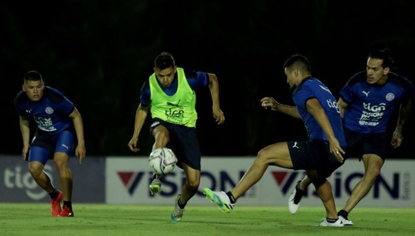 Paraguay se potencia con la llegada de sus albirrojos