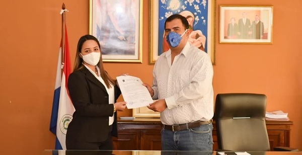 Caazapá: Asume nueva Secretaria Departamental de la Juventud - Noticiero Paraguay