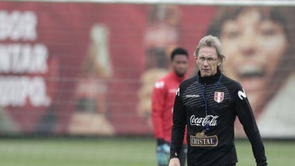 HOY / Gareca sorprende al llamar a Succar y Valera para sustituir a Loyola y García