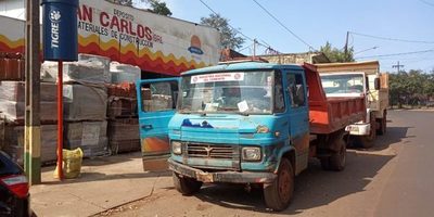Vecinos de Franco reinician denuncias contra ferretería por daños ambientales y a la salud