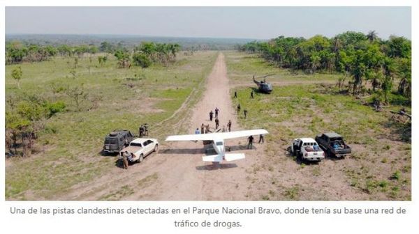 Narcoavioneta elude a dos naves paraguayas en persecución aérea
