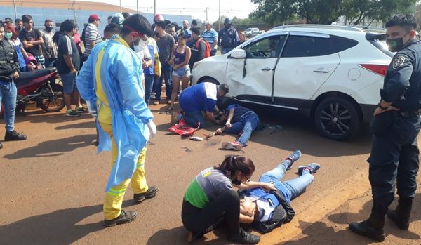 Dos hermanos sufren heridas de gravedad en violento accidente rutero sobre ruta 02 – Diario TNPRESS