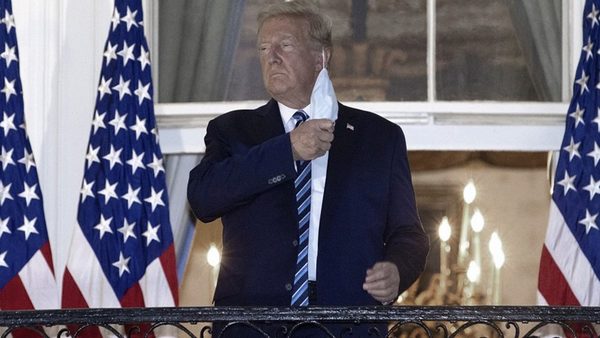 Trump fue dado de alta y quiere reanudar su campaña electoral