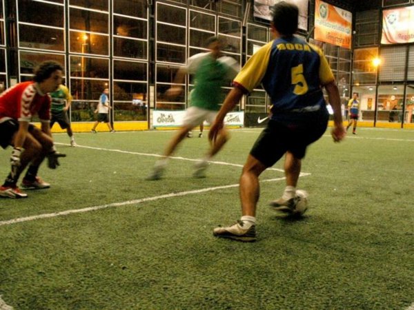 Habrá que ir equipados y sin lapa cuando habiliten canchas sintéticas