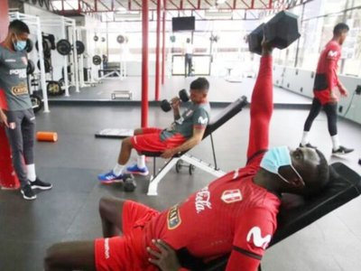 Perú no contará con jugadores de la MLS
