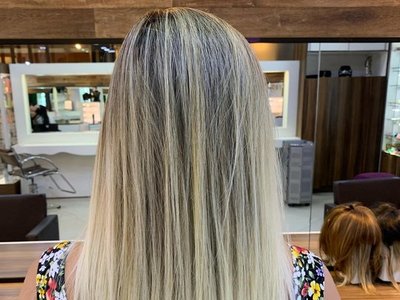 Mujer se tuneó en pelu por G. 12 millones y huyó sin pagar