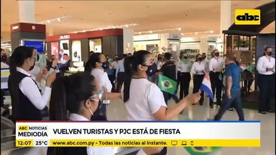 Vuelven los turistas y PJC está de fiesta - ABC Noticias - ABC Color