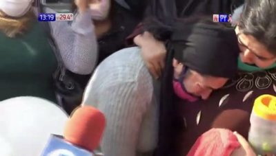 Familia de Noemí a llantos exige justicia | Noticias Paraguay