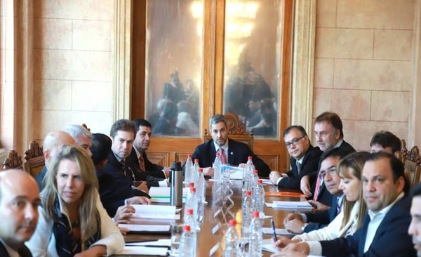HOY / Ovelar anunció que Abdo Benítez realizará cambios importantes en su gabinete