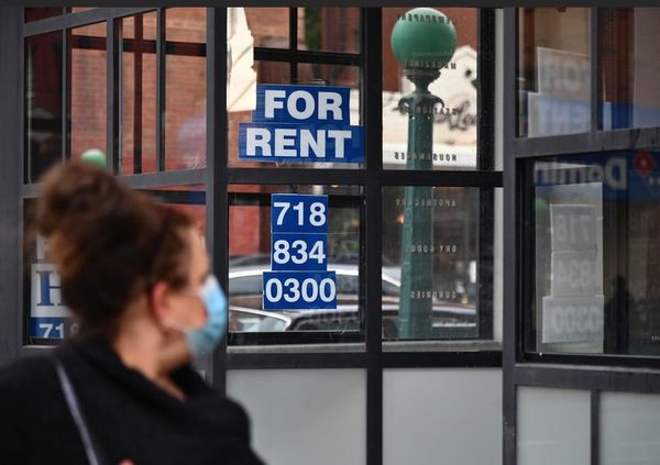 Nueva York anuncia cierre de negocios no esenciales en zonas de brotes de covid-19 - Mundo - ABC Color